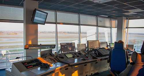'Screens Went Black': Newark Flights Disrupted by Philly Control Center Outage